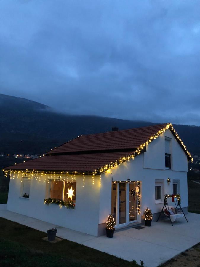 Vikendica Bruse Villa Jaklici ภายนอก รูปภาพ