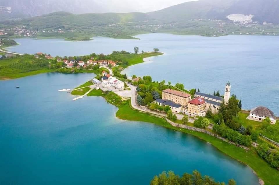 Vikendica Bruse Villa Jaklici ภายนอก รูปภาพ